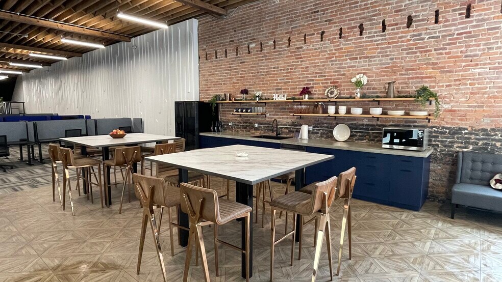 104 East Ave, Rochester, NY for lease - Interior Photo - Image 2 of 6