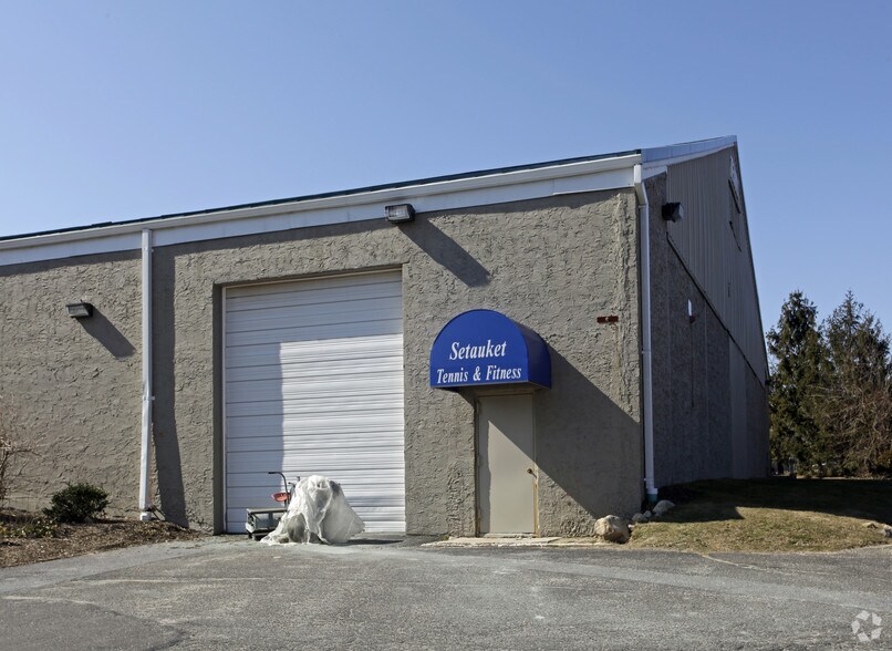 5 S Jersey Ave, East Setauket, NY à vendre - Photo du bâtiment - Image 3 de 3