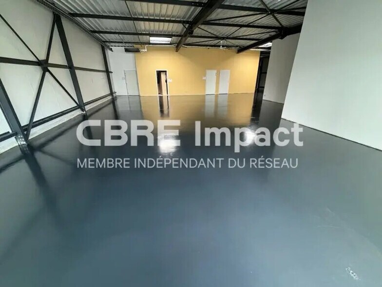 10 Allée Gutenberg, Quetigny for lease - Interior Photo - Image 3 of 5