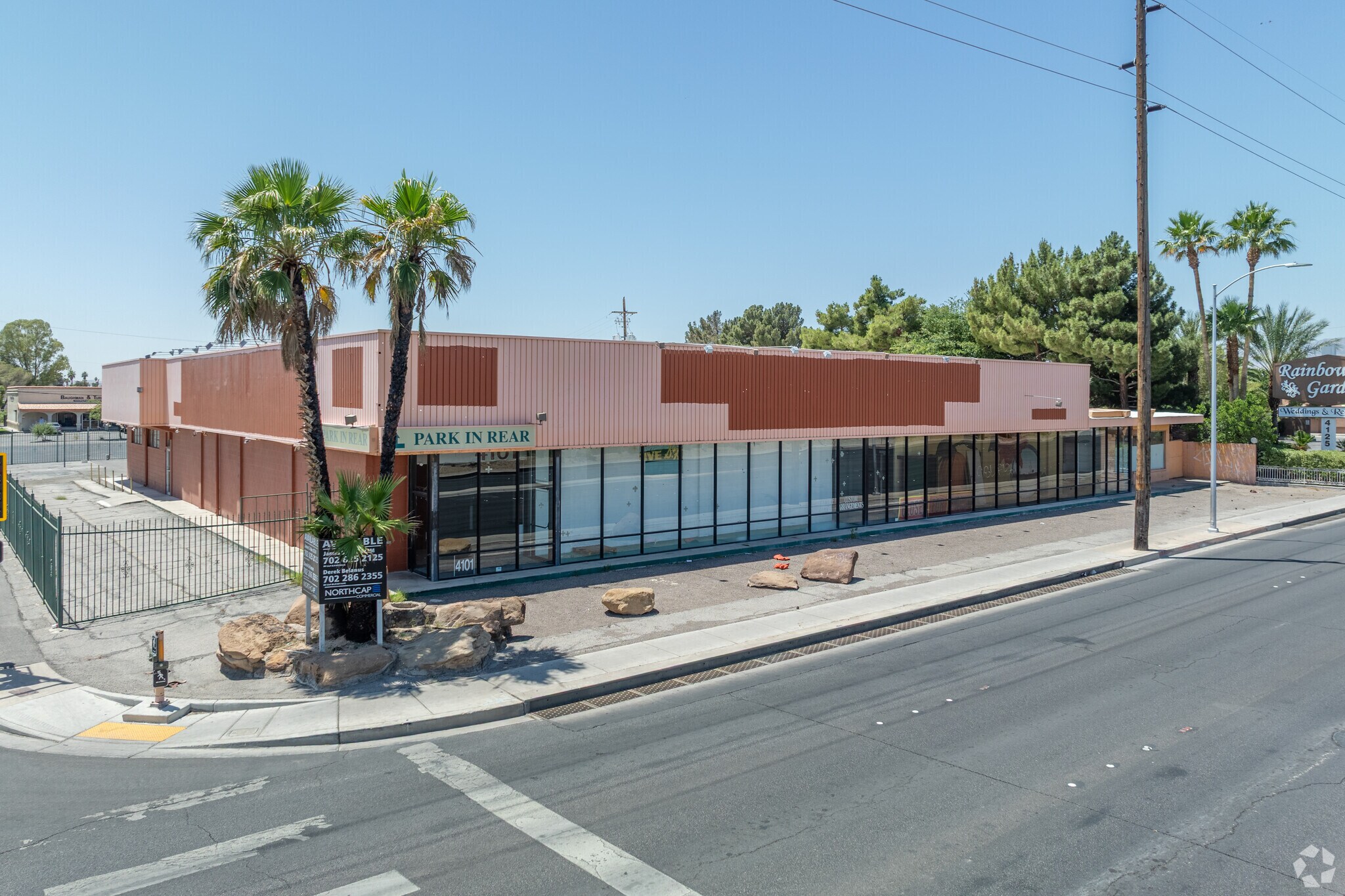 4101 W Charleston Blvd, Las Vegas, NV à vendre Photo principale- Image 1 de 21