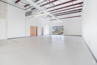 1740 Universal City Blvd, Universal City, TX à louer Photo intérieure- Image 2 de 7