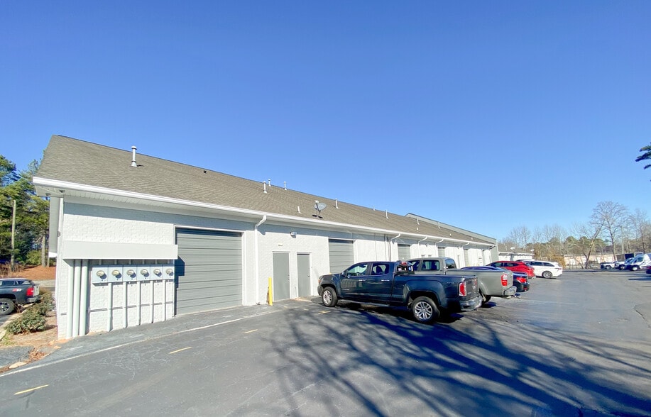 1974 Carolina Place Dr, Fort Mill, SC for lease - Building Photo - Image 2 of 23