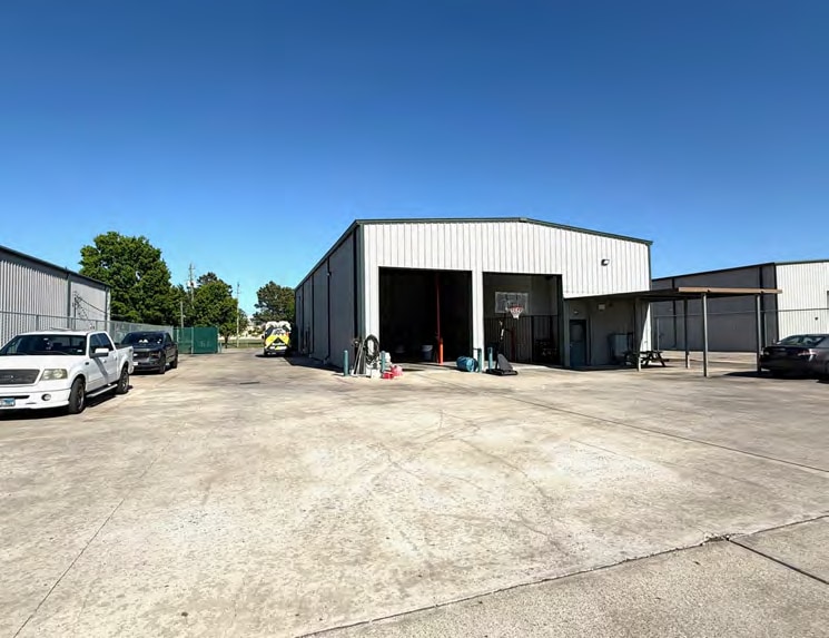 2154 Pansy St, Pasadena, TX à louer - Photo du bâtiment - Image 3 de 4