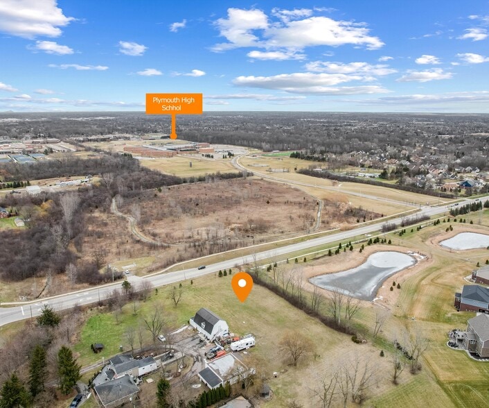 8517 Beck Rd, Canton, MI à vendre - Photo du bâtiment - Image 2 de 13