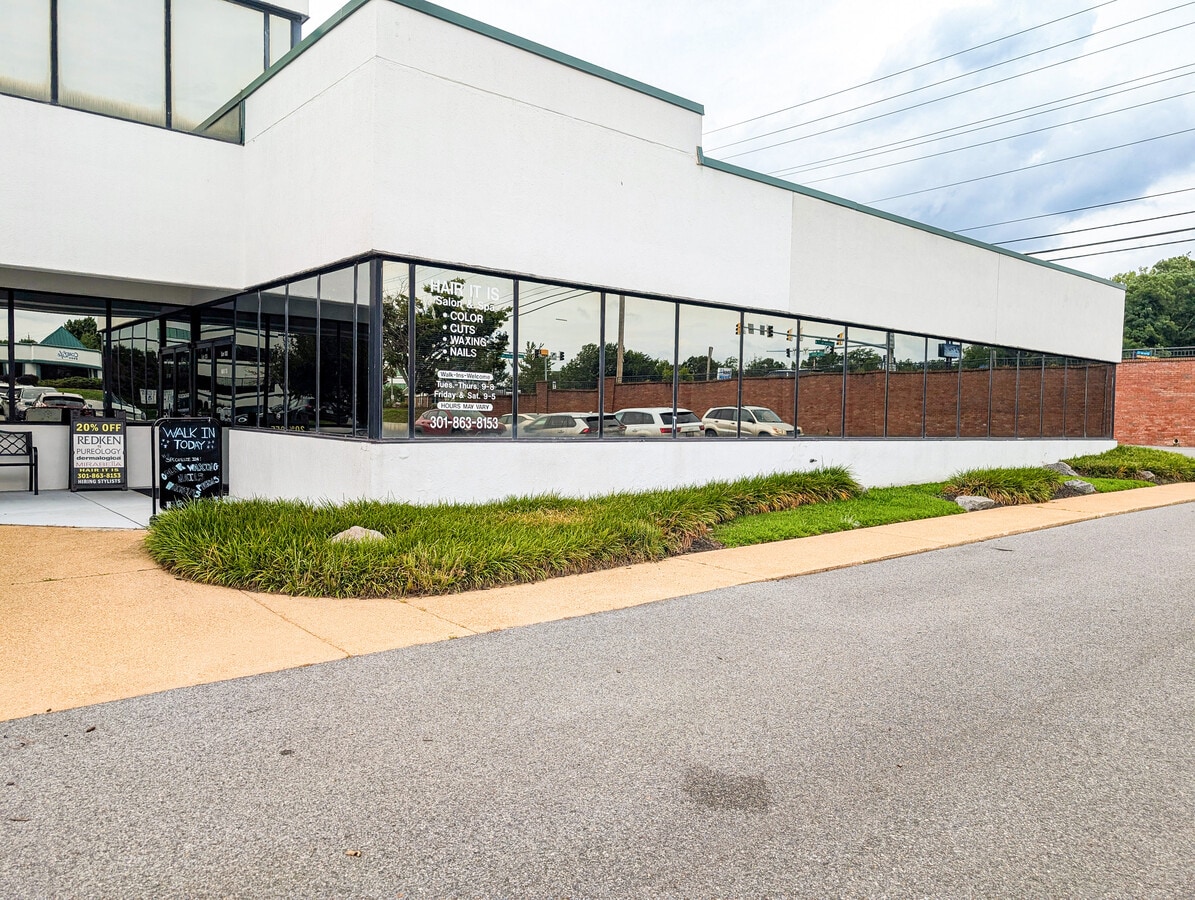 22335 Exploration Dr, Lexington Park, MD 20653 - Unité 1000 -  - Photo intérieure - Image 1 of 34