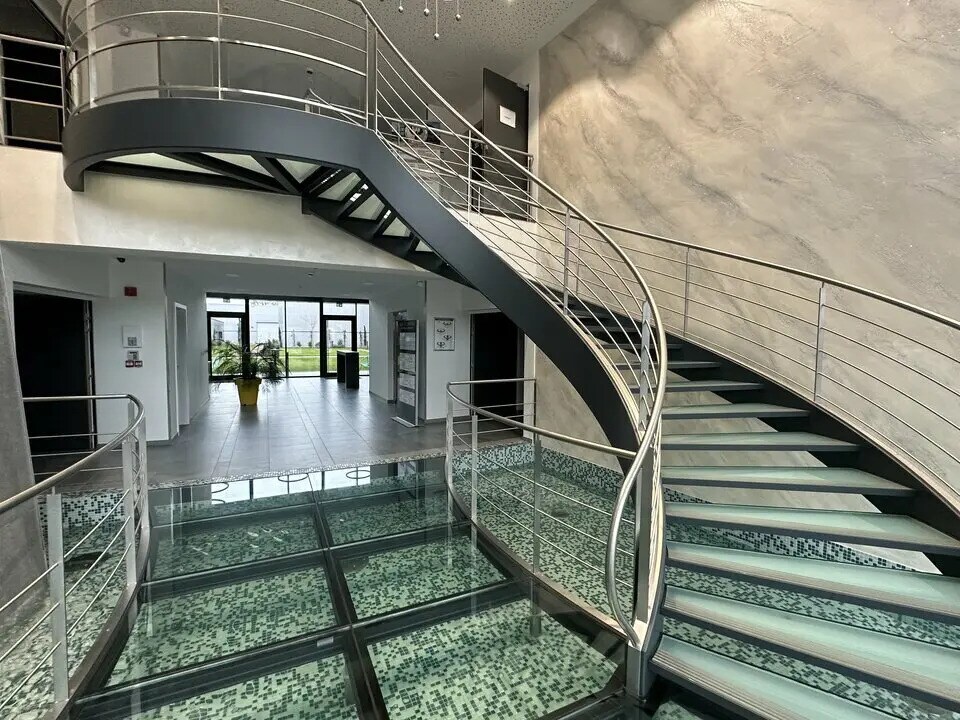 Office in Bischheim for lease Lobby- Image 1 of 7