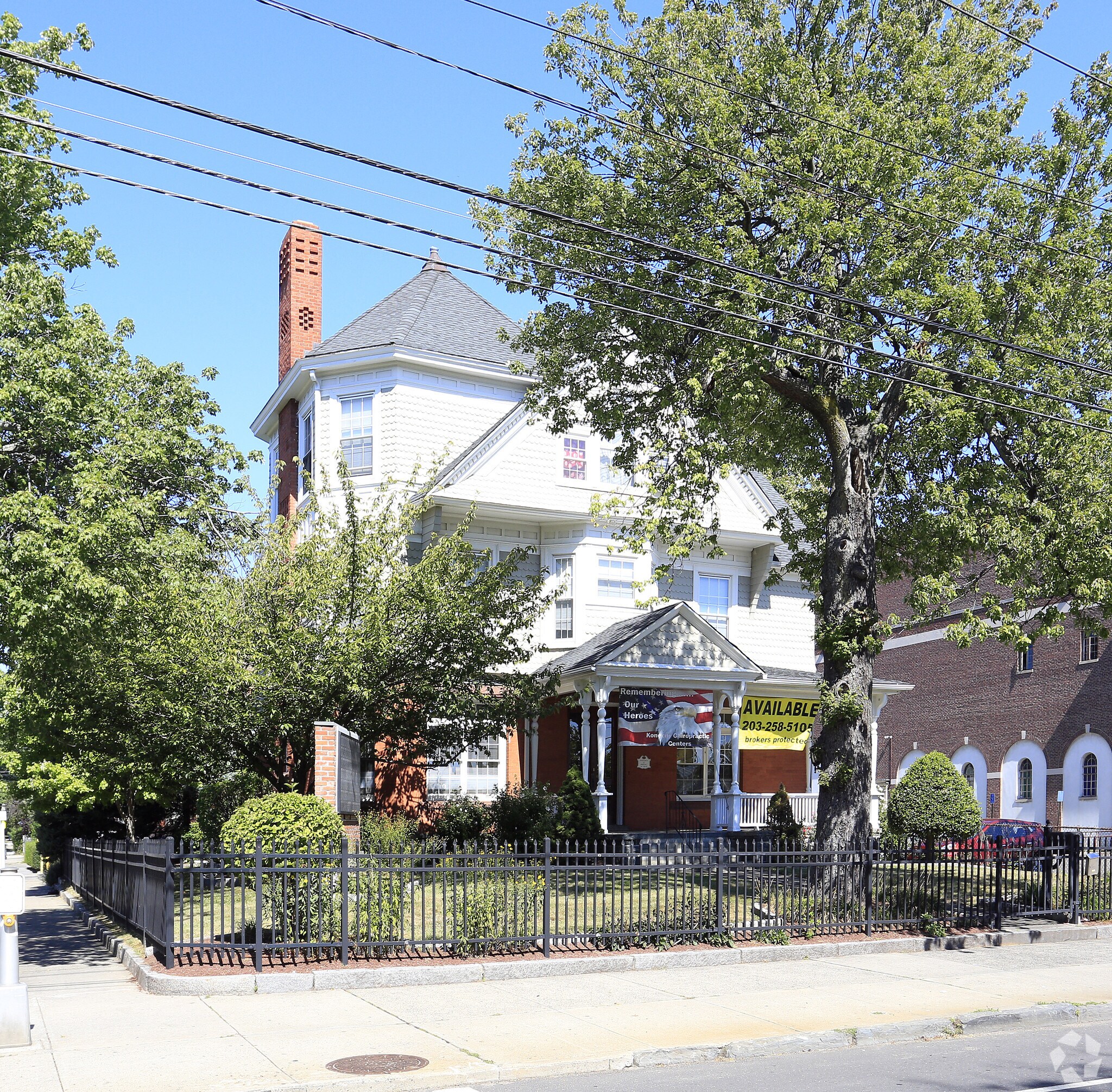 944 Fairfield Ave, Bridgeport, CT for lease Primary Photo- Image 1 of 16