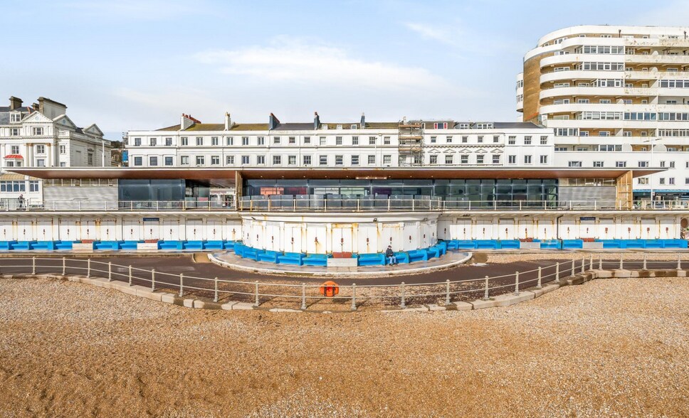 40 Marina, St Leonards On Sea à louer - Photo du bâtiment - Image 2 de 12