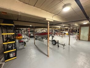 81 Elm St, Biddeford, ME à louer Photo intérieure- Image 2 de 4