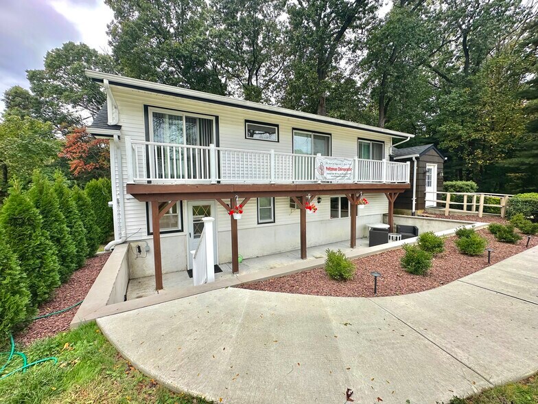 591 Rt-34, Matawan, NJ à louer - Photo du bâtiment - Image 3 de 21