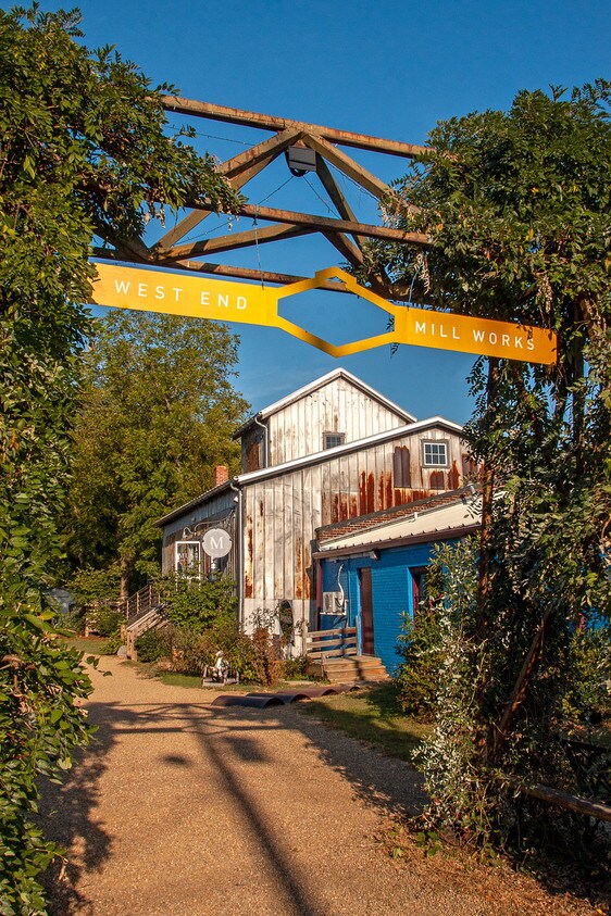 1151 Canal Dr, Winston-Salem, NC à louer Photo principale- Image 1 de 15