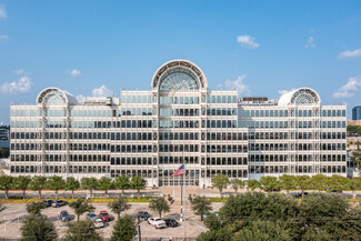 Plus de détails pour 1950 N Stemmons Fwy, Dallas, TX - Bureau à louer