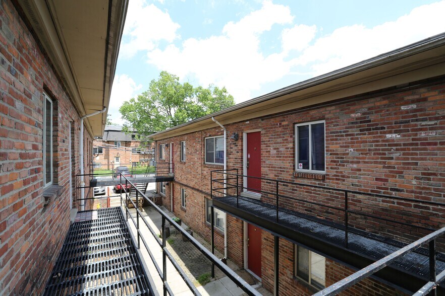 310 E 18th Ave, Columbus, OH à vendre - Photo du bâtiment - Image 2 de 2