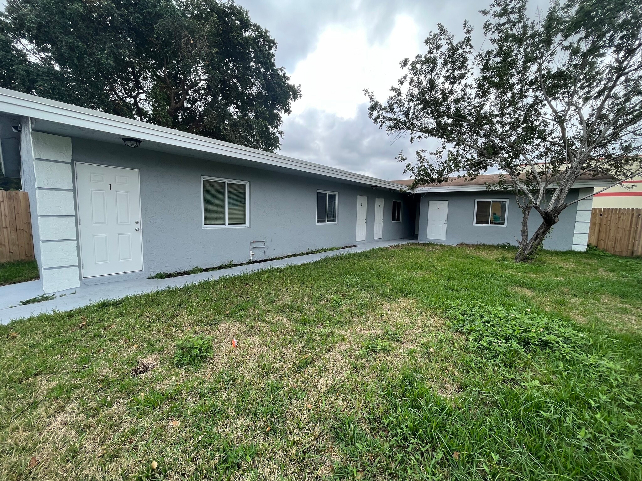 1109 NW 6th Ave, Pompano Beach, FL for sale Primary Photo- Image 1 of 16