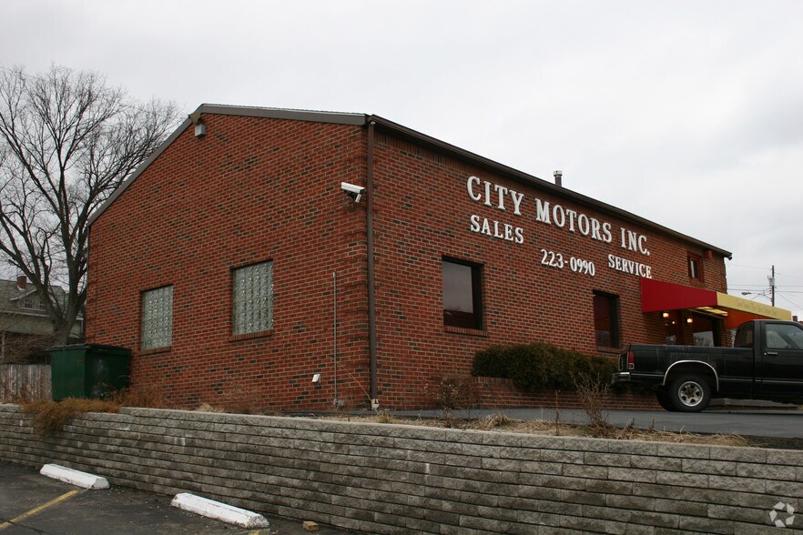 775 W Chestnut St, Washington, PA à vendre - Photo principale - Image 1 de 8