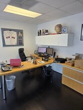 1400 NW 107th Ave, Miami, FL for lease Interior Photo- Image 2 of 14