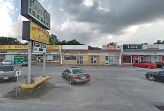 Plus de détails pour 1300-1700 E Richey Rd, Houston, TX - Commerce de détail à louer