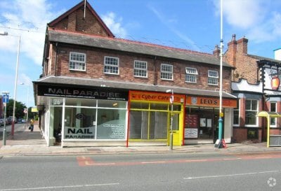 24-26 Eastbank Street & 2-6 Princes Stre portfolio of 4 properties for sale on LoopNet.ca - Primary Photo - Image 3 of 4