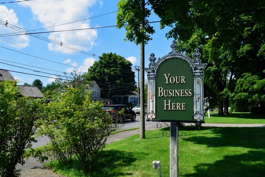 259 Main St S, Woodbury, CT for lease - Building Photo - Image 2 of 24
