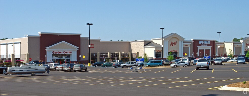 1326 Bush River Rd, Columbia, SC à louer - Photo du bâtiment - Image 3 de 26