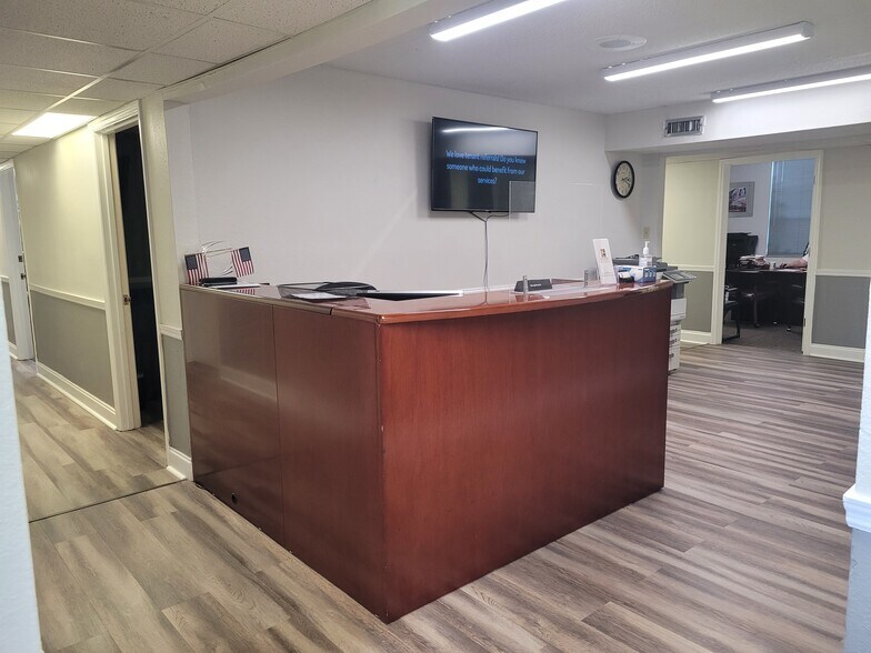 3001 Aloma Ave, Winter Park, FL à louer - Hall d’entrée - Image 2 de 5