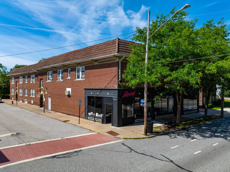 Lakewood 30 portfolio of 3 properties for sale on LoopNet.ca - Building Photo - Image 2 of 16