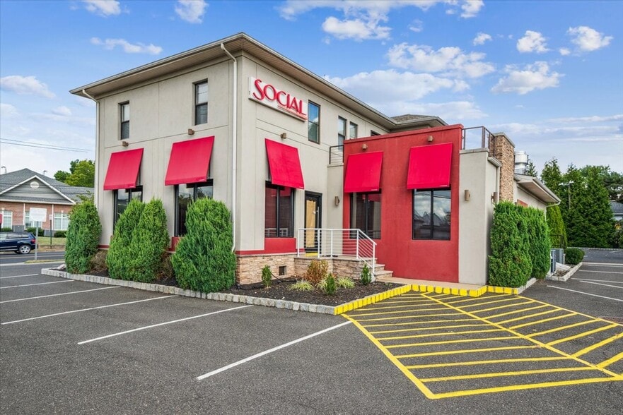 156 N Gaston Ave, Somerville, NJ for sale - Building Photo - Image 2 of 13