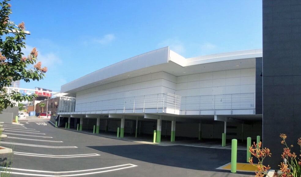 8830-8844 W Sunset Blvd, West Hollywood, CA for lease - Building Photo - Image 3 of 7