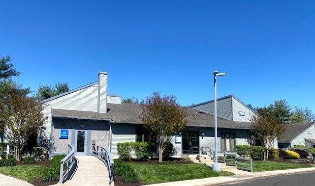 1000 White Horse Rd, Voorhees, NJ à louer - Photo du bâtiment - Image 1 de 6