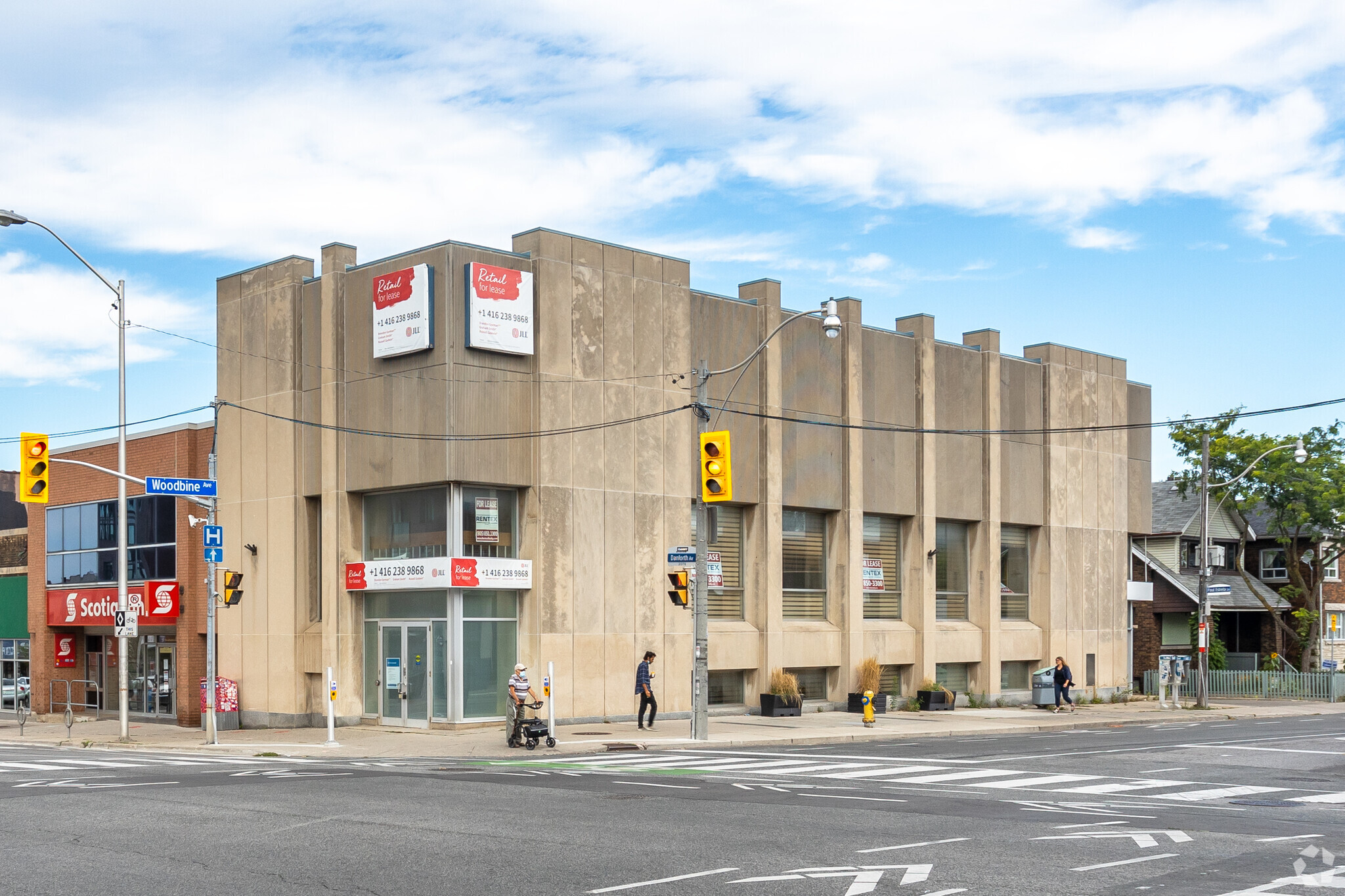 2076 Danforth Ave, Toronto, ON for sale Primary Photo- Image 1 of 1