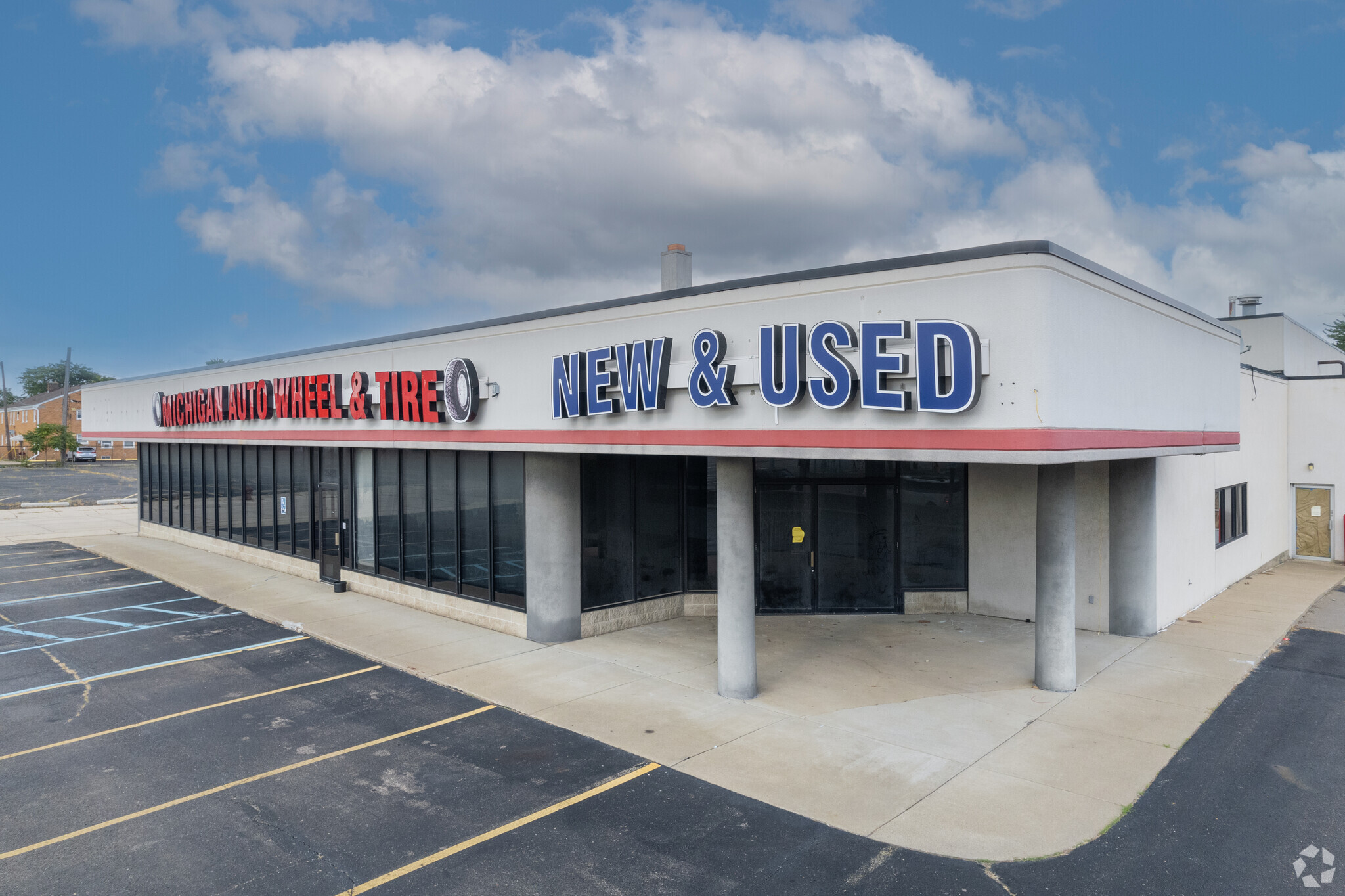 25420 Van Dyke Ave, Center Line, MI for lease Building Photo- Image 1 of 10