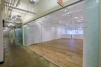 127 E 9th St, Los Angeles, CA for lease Interior Photo- Image 1 of 8