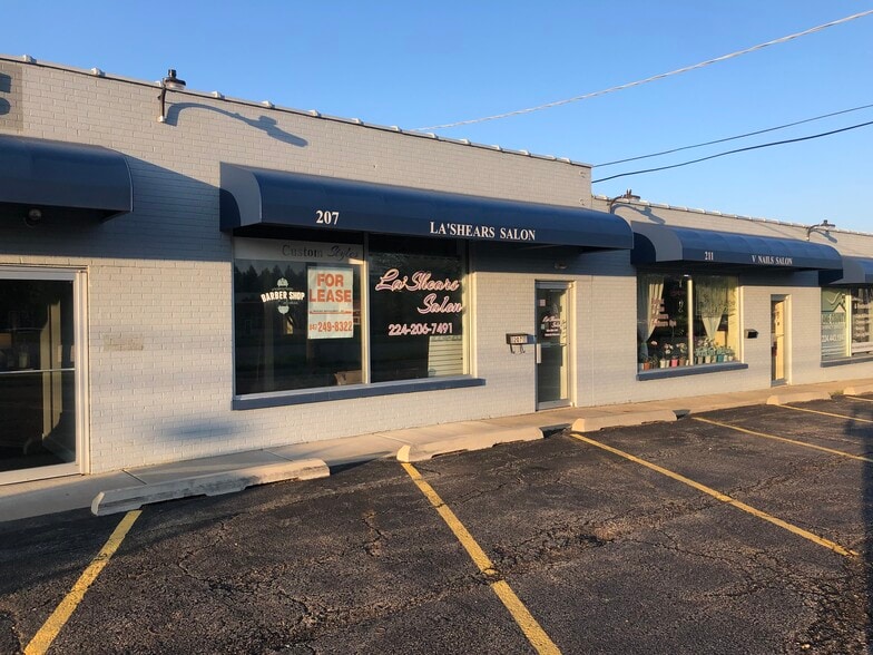 203-217 Peterson Rd, Libertyville, IL for lease - Building Photo - Image 1 of 4