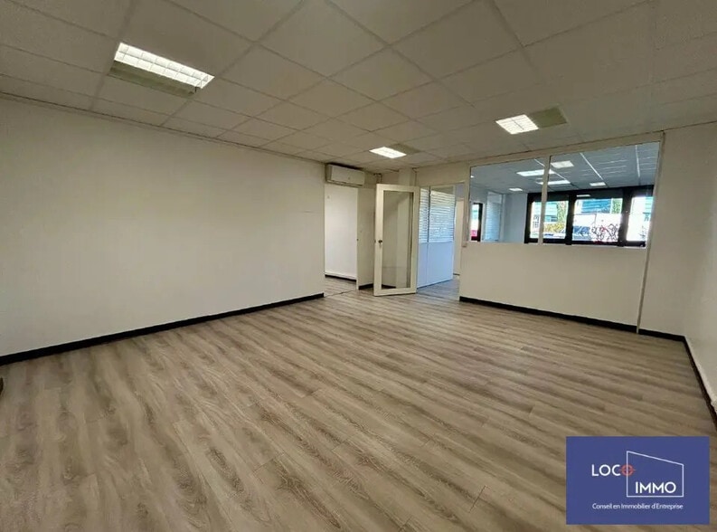 Office in Mérignac for lease - Interior Photo - Image 3 of 4