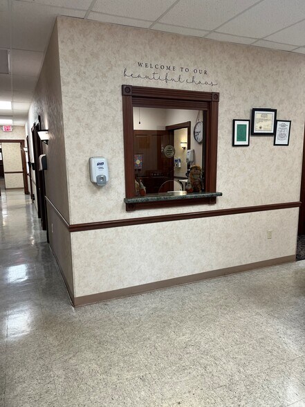 1415 6th Ave, Huntington, WV à vendre - Photo du bâtiment - Image 3 de 9