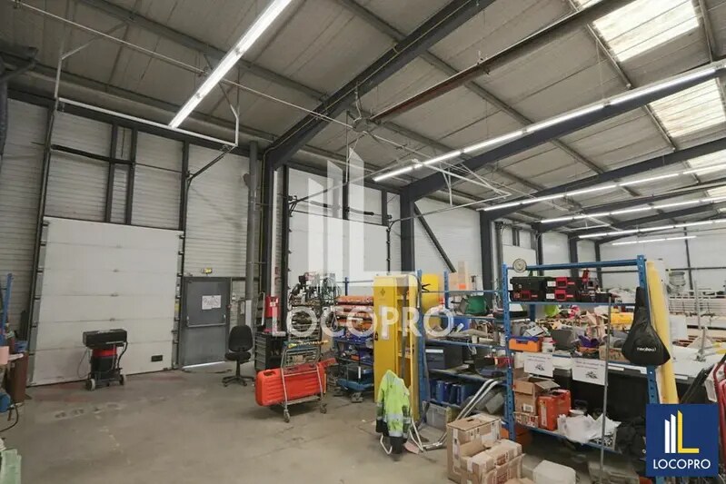 Flex in Aix-en-Provence for lease Interior Photo- Image 1 of 7