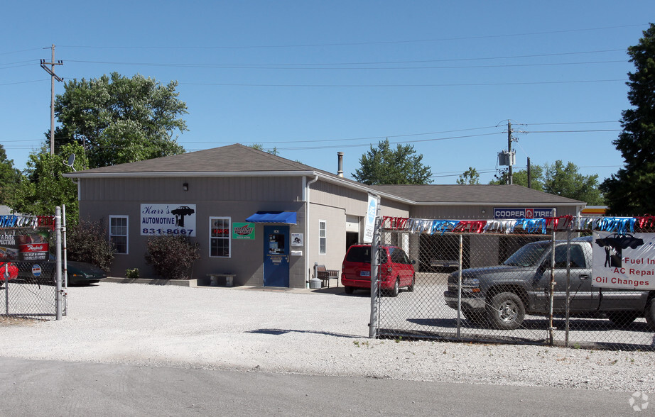 142 Harrison St, Mooresville, IN for sale - Primary Photo - Image 1 of 1