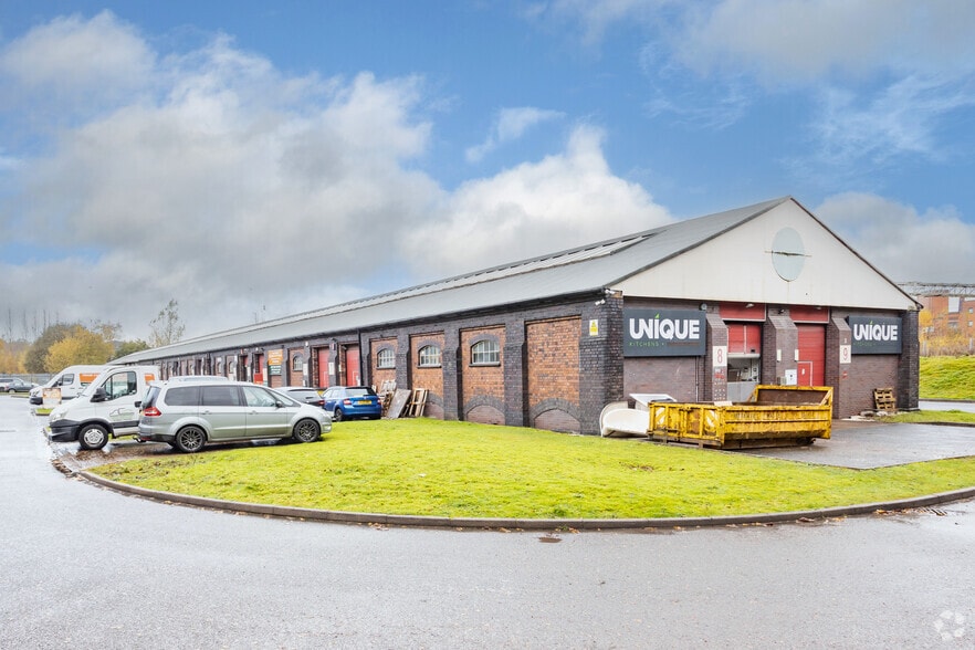 Shelton New Rd, Stoke On Trent for lease - Building Photo - Image 2 of 12