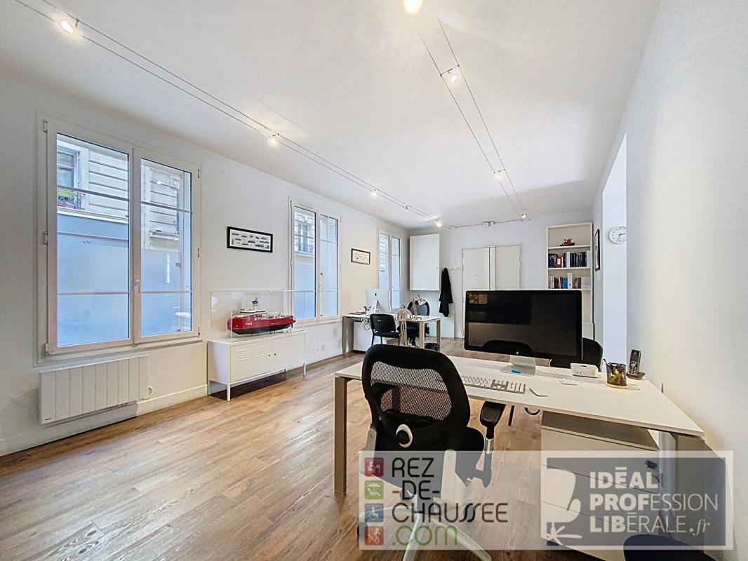 Bureau dans Paris à vendre Photo du bâtiment- Image 1 de 6