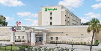 Holiday Inn Beaumont East Medical Center Area - Motel