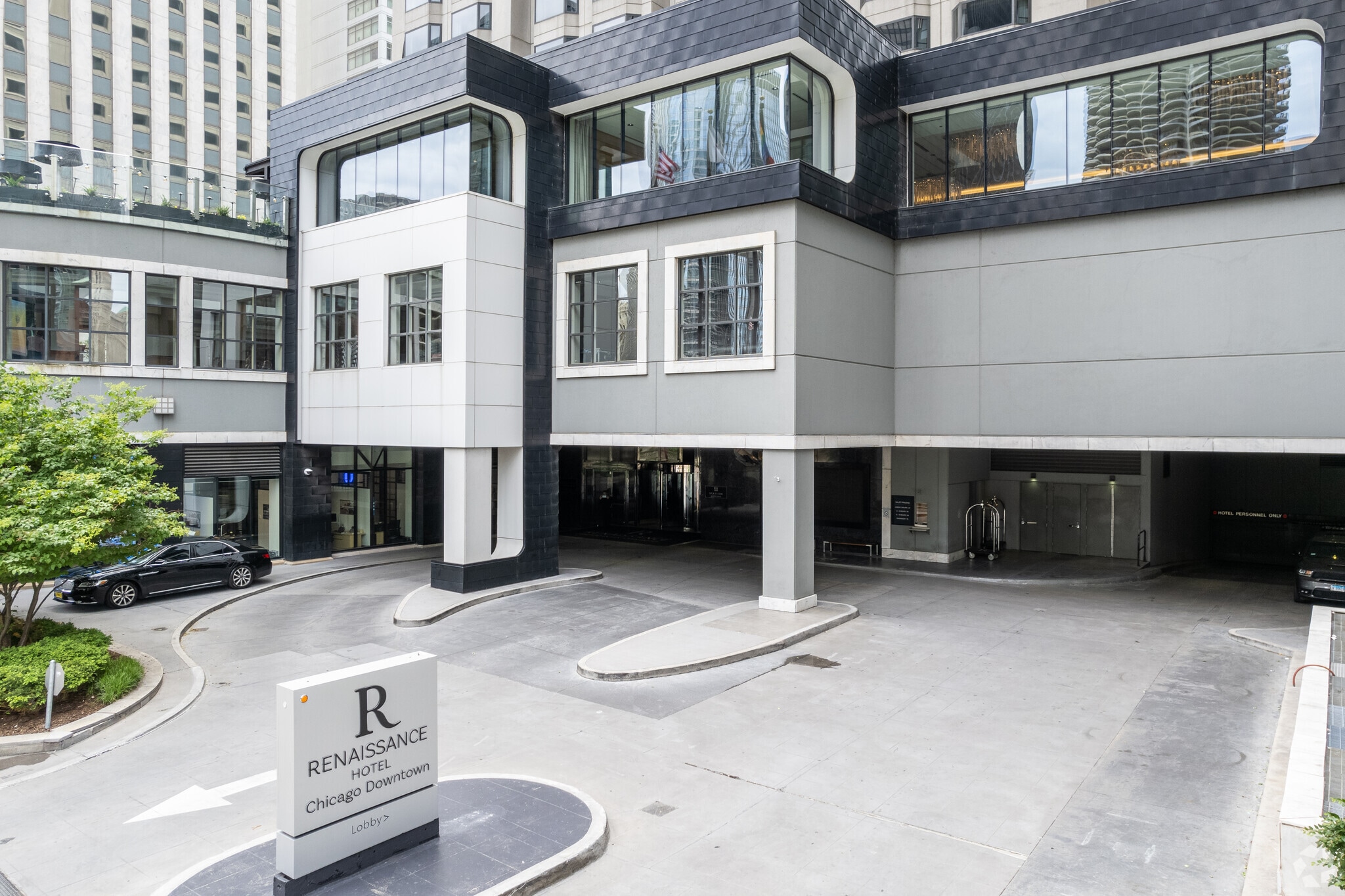 1 West Upper Wacker Drive, Chicago, IL for lease Building Photo- Image 1 of 10