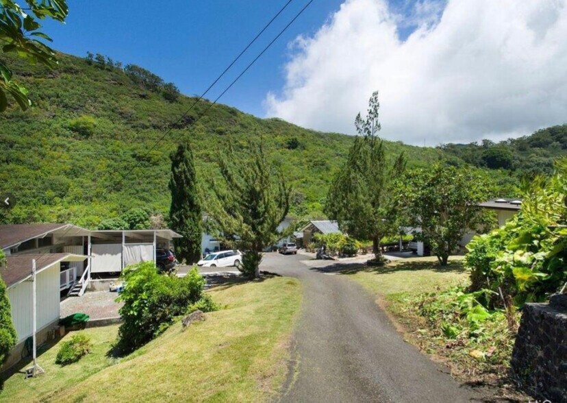 2630 Waiomao Rd, Honolulu, HI à vendre - Photo du bâtiment - Image 2 de 12