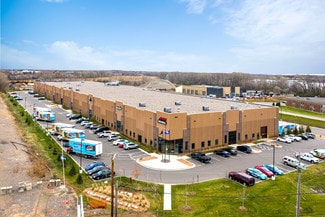 Plus de détails pour 8201 Brooklyn Blvd, Brooklyn Park, MN - Industriel à louer