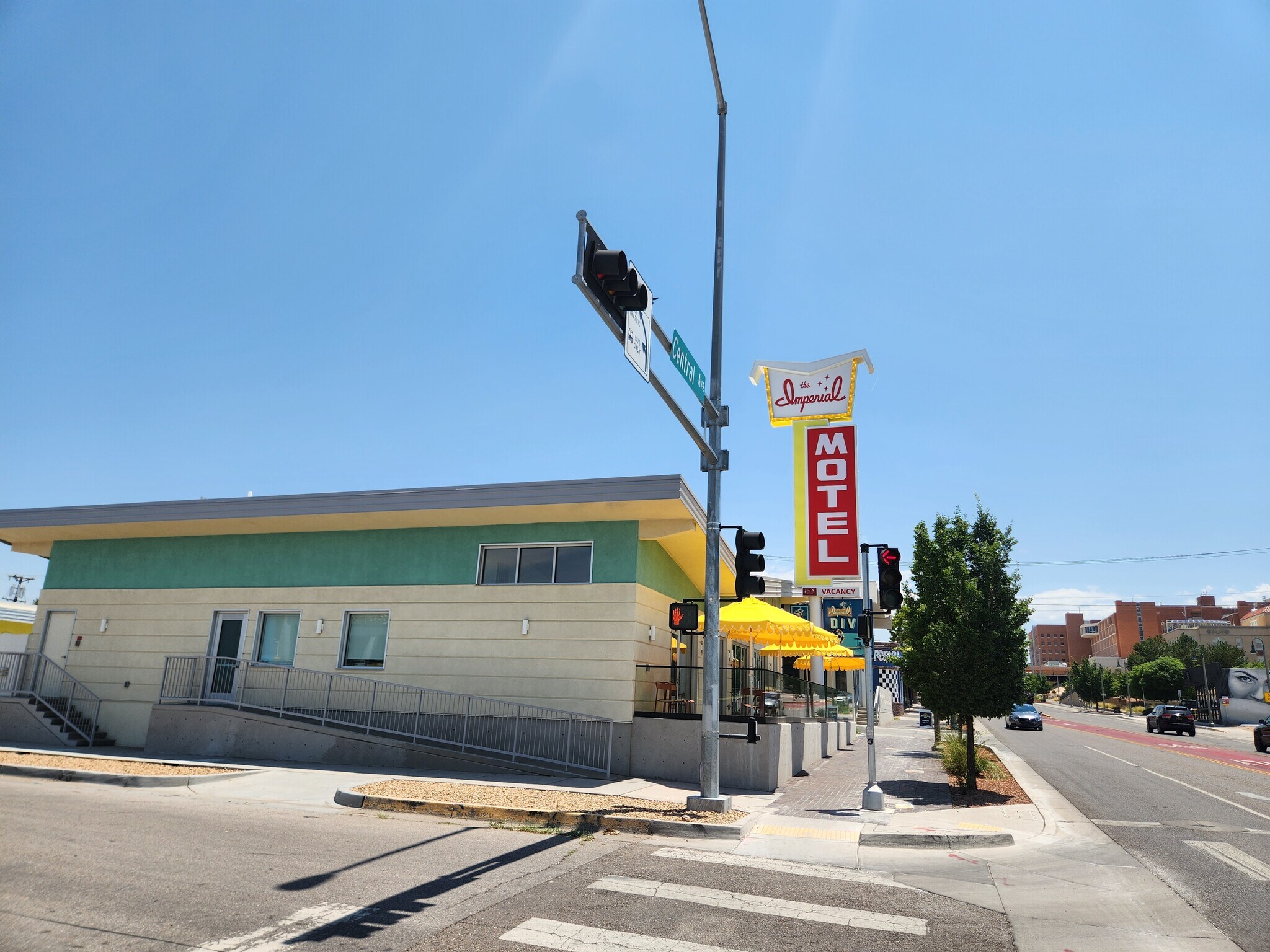 701 Central Ave NE, Albuquerque, NM à louer Photo du bâtiment- Image 1 de 23