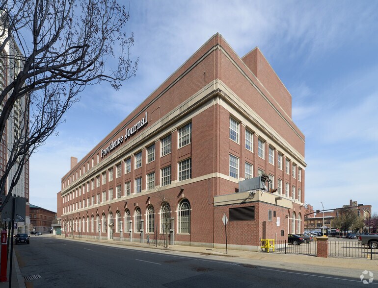 75 Fountain St, Providence, RI à louer - Photo du bâtiment - Image 1 de 7
