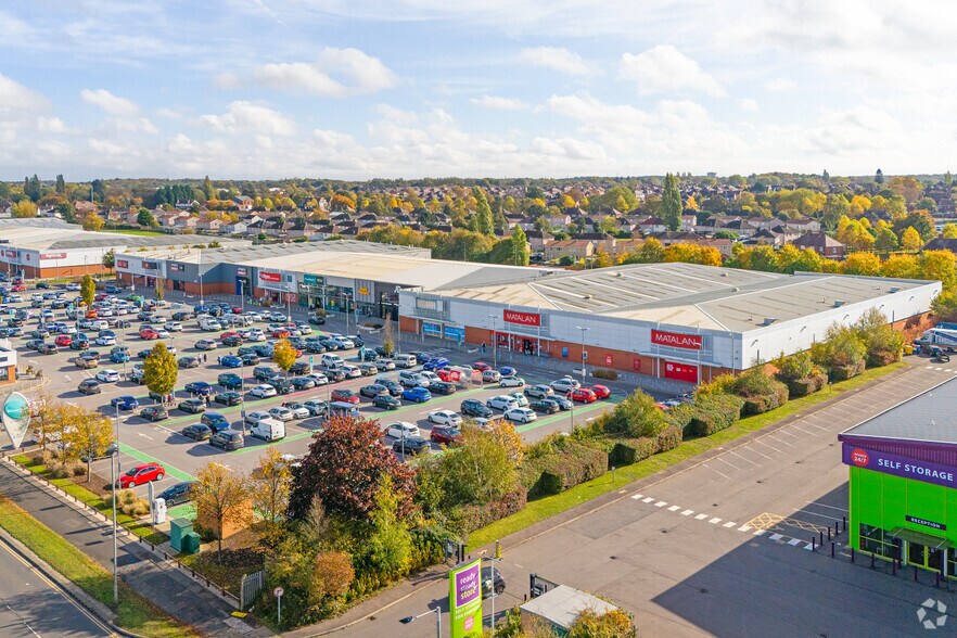 Wheatley Hall Rd, Doncaster à louer - Photo du bâtiment - Image 1 de 6