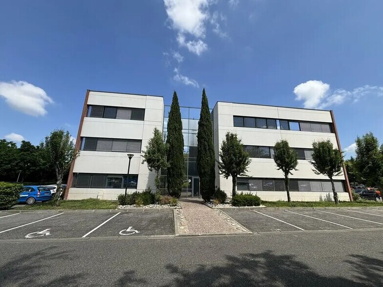 76 Rue Saint-Jean, Balma à louer - Photo du bâtiment - Image 3 de 15