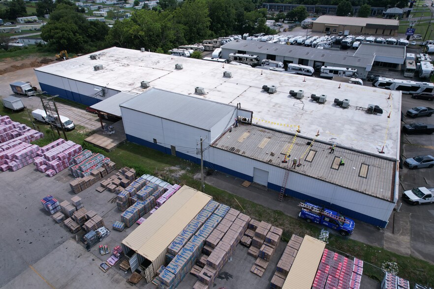 1512 Nashville Hwy, Columbia, TN à louer - Photo du bâtiment - Image 3 de 13