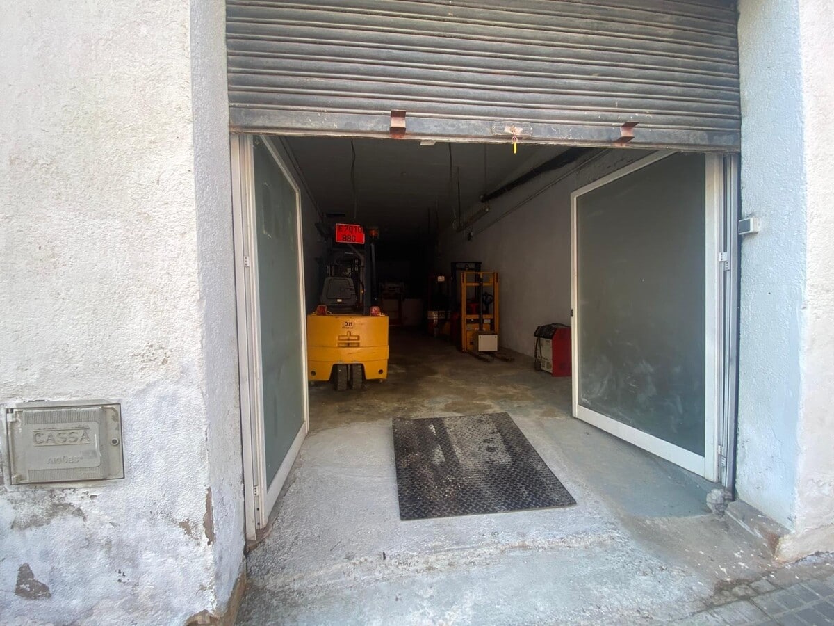 Sabadell, BAR 08203 - Unit 1 -  - Interior Photo - Image 1 of 3