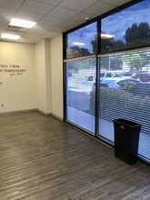 5535-5551 Balboa Blvd, Encino, CA for lease Interior Photo- Image 2 of 11